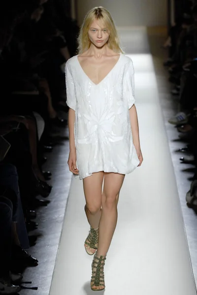 Look 27